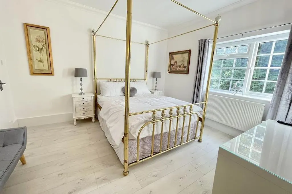 Bournecoast: Manor House-Pool-Spa-Cinema Room-8399 Bournemouth Tatil Evi