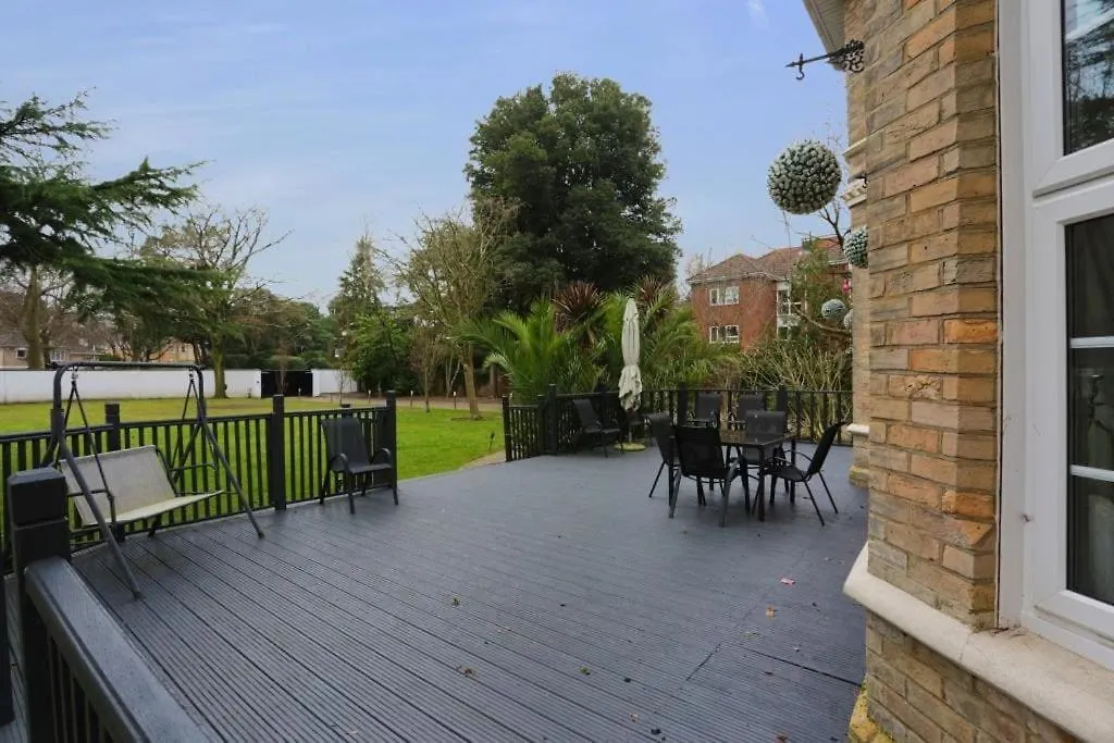 Bournecoast: Manor House-Pool-Spa-Cinema Room-8399 Bournemouth 0*,
